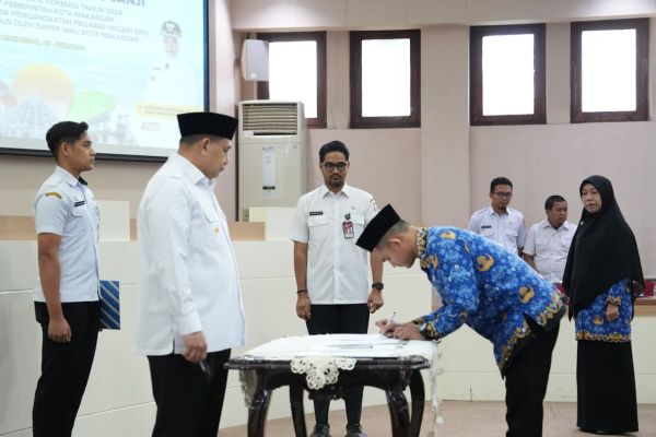 167 PNS Baru Pemkot Makassar Resmi Diambil Sumpah