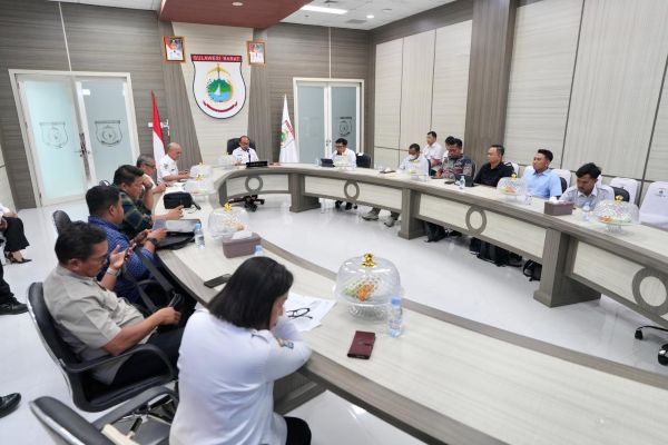 Ultimatum 13 Perusahaan Sawit di Sulbar, Gubernur SDK : Naikkan Harga TBS