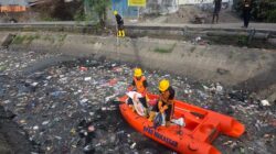 Tumpukan Sampah Kanal Bara-Baraya Timur Viral, Camat Klaim Dibersihin Tiap Hari