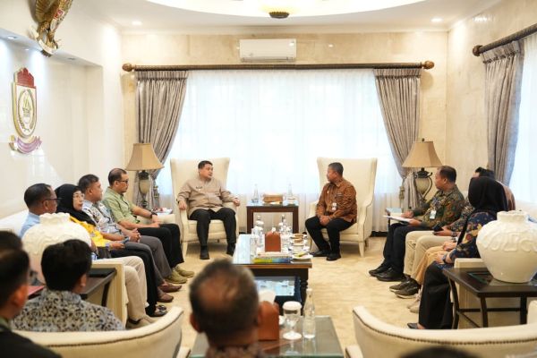 PIP Makassar Serahkan Lahan 8.188 Meter Persegi untuk Stadion Untia