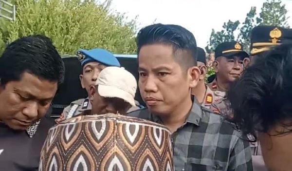 Warga Laikang Hadang Bupati Takalar, Pertanyakan Transparansi Proyek Kawasan Industri