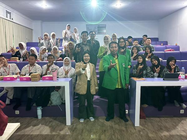 FKM UMI Sukses Gelar Pelatihan Jurnalistik Dasar untuk Siswa SMA se-Makassar