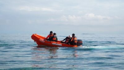 Kalla Rescue Tingkatkan Kesiapsiagaan Personel, Gelar Water Rescue Training di Pulau Samalona