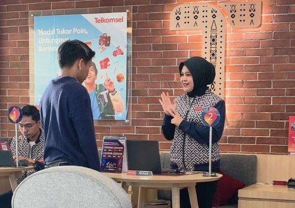 Telkomsel Pamasuka Perkuat Layanan Inklusif bagi Teman Tuli di GraPARI