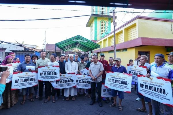 Gubernur Sulsel Pastikan Bantuan dan Rehabilitasi Rumah Korban Kebakaran Alauddin