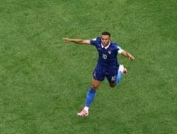 Mbappe Bawa Prancis Amankan Tempat di Fase Gugur