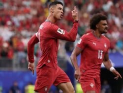 CR7 Menggila! Portugal Pesta 5 Gol di Gawang Uzbekistan