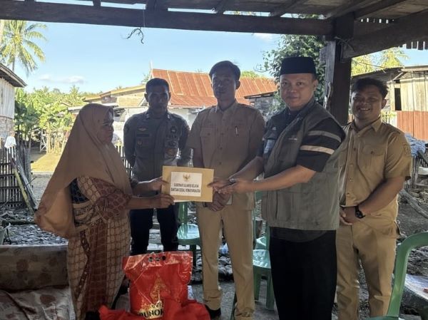 Keluarga Korban Terseret Arus Sungai di Soppeng Terima Bantuan dari Gubernur Sulsel