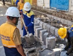 Makassar Tata Ulang Trotoar Jalan Tinumbu Usai Penertiban PKL