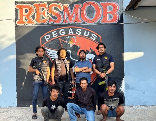 Aniaya Petani Hingga Luka Parah, Bapak dan Anak di Jeneponto Diringkus Polisi