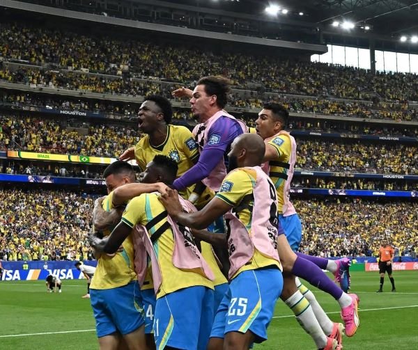 Brasil Melaju ke 16 Besar Usai Menang Dramatis 2-1 atas Jepang
