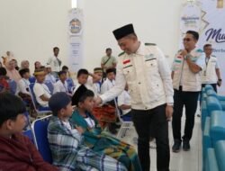 YBM PLN UID Sulselrabar Gelar Khitanan Massal dan Berbagi Kado Anak Yatim Dhuafa