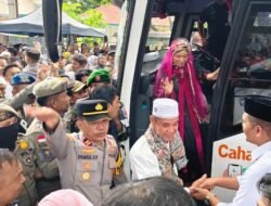 Bupati Bantaeng Sambut Kepulangan 321 Jemaah Haji