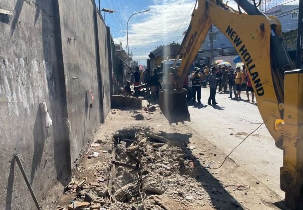 Setelah 20 Tahun, Pasar Tumpah Jalan AMD Manggala Akhirnya Tertib
