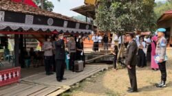 Polres Tana Toraja Gelar Upacara Penghormatan Terakhir Serka Pol Purn Daniel Linggi