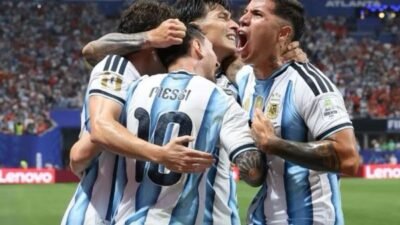 Argentina Lolos ke Perempat Final Usai Comeback Dramatis 3-2 atas Mesir