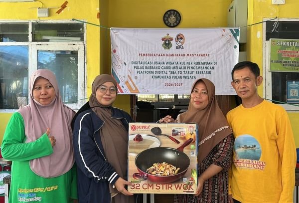 Sea-to-Table: Inovasi Digital Unhas Berdayakan UMKM Perempuan di Barrang Caddi