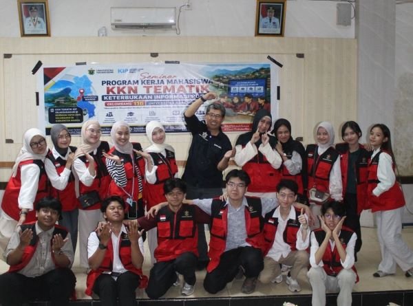 Ketua KI Sulsel Apresiasi KKN Tematik Unhas Perkuat Keterbukaan Informasi Desa