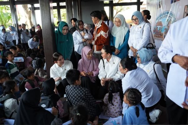 Kunjungi Paotere Bareng Selvi Gibran, Melinda Perkuat Pembinaan Produk Pesisir