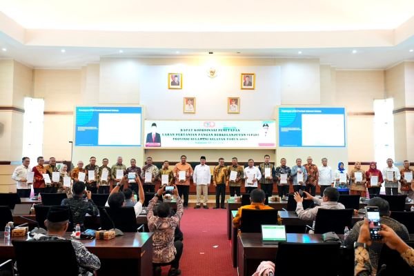 Sulsel Lampaui Target Nasional Perlindungan Sawah, Menteri ATR/BPN Apresiasi Capaian Pemprov