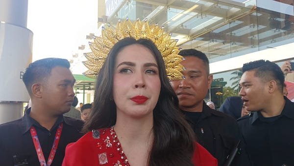 Produk Jatim Laris Manis di HUT Dekranas di Makassar, Arumi: Koper Kosong
