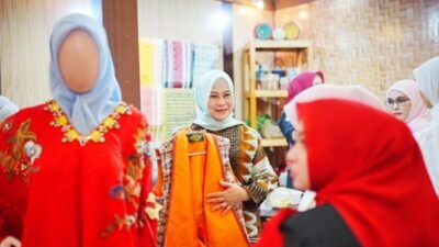 Penjualan Kriya dan Wastra Nusantara Dekranasda Gowa Capai Rp45 Juta