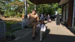 Ikut Gerakan GAMAS, Appi Antar Anak Bungsu di Hari Pertama Sekolah