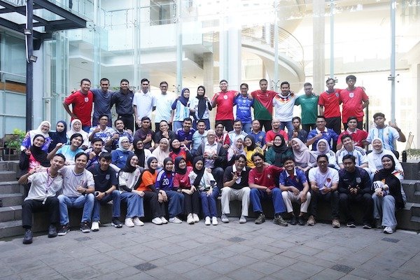 Loving Monday at Kalla, Bangun Semangat dan Kebersamaan Insan Kalla