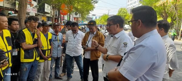 Pembayaran Parkir QRIS Mulai Diterapkan di Jalan Boulevard