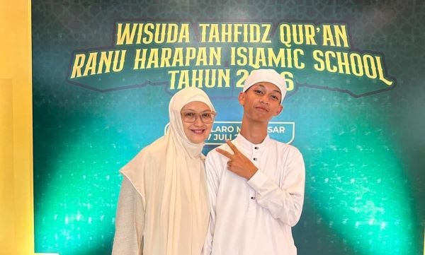 Wisuda Tahfidz RHIS 2026, Wali Murid Sebut Anak Perlu Agama di Era Modern