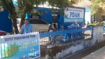 Musim Kemarau Panjang Landa Kawasan Pesisir, PDAM Jeneponto Salurkan Bantuan Air Bersih