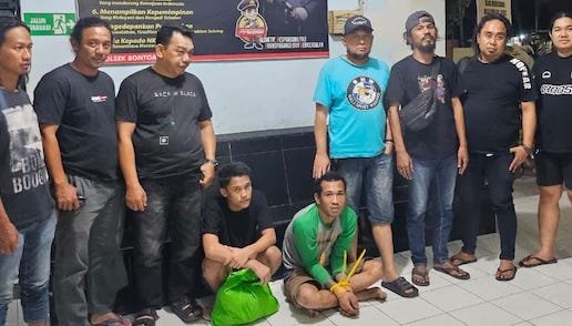 Usai Ditangkap di Jeneponto, Buronan Pencurian Tower Dibawa ke Polres Bone