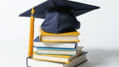 Makin Terjangkau, Anak Pedagang di Makassar Bisa Kuliah dengan Beasiswa