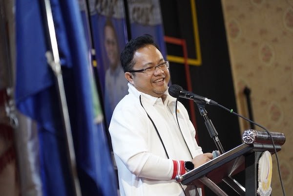 Darmawangsyah Muin Lantik Pengurus KONI Maros Periode 2026-2030