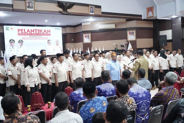 Darmawangsyah Muin Lantik Pengurus KONI Jeneponto, Persiapan PON 2028