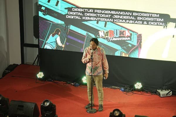 Komdigi Tawarkan Sekolah Coding di MCH Makassar