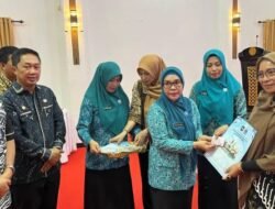 KISAK Hadir di Bone, TP PKK Sulsel Edukasi Administrasi Kependudukan dan Identitas Digital