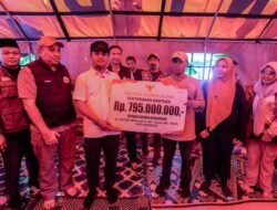 Kunjungi Korban Kebakaran di Tallo Makassar, Gubernur Sulsel Serahkan Bantuan Rp795 Juta