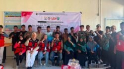 Mahasiswa KKN Unhas Edukasi Pembuatan Pupuk Organik Cair Berbasis Air Cucian Beras