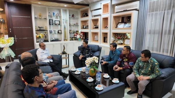 PLN UID Sulselrabar dan Kejati Sultra Perkuat Layanan Listrik dan Pendampingan Hukum