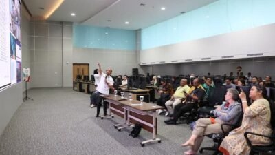 Lontara+ Jadi Contoh Digitalisasi Pelayanan Publik bagi Peserta Australia Awards