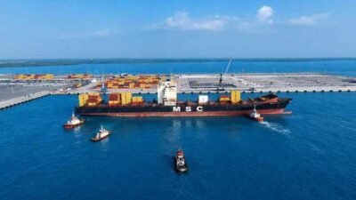 IPCM Sukses Layani Sandar Perdana Kapal Berukuran Panamax