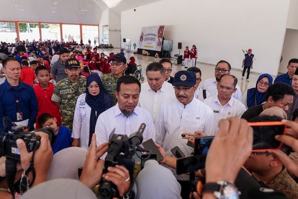 Gubernur Sulsel Dampingi Mensos Tinjau Sekolah Rakyat Terintegrasi 3 di Sudiang