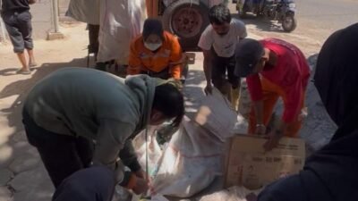 Daya Siapkan Bank Sampah Drive-Thru Disiapkan, Warga Makin Muda Pilah Sampah