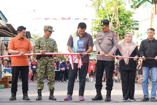 Bupati Bantaeng Resmikan Gapura dan Lepas Peserta Fun Run 2026