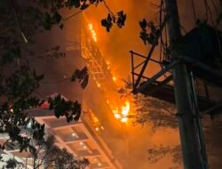 Mall Nipah Makassar Terbakar, Api Diduga dari Korsleting Neon Box