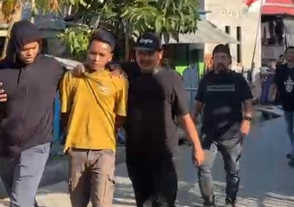 Polres Jeneponto Tangkap Pelaku Utama Pencurian Hp di Bangkala, Satu Buron
