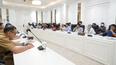 Makassar Bakal Tata Ulang Titik Reklame