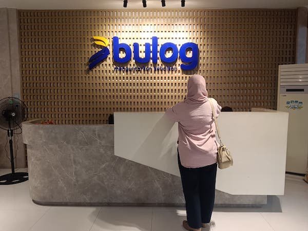 BULOG Klaim Stok Beras Capai 5,25 Juta Ton di Seluruh Gudang Indonesia