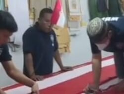 Jelang HUT RI ke-81, Warga Binaan Lapas Makassar Jahit Ratusan Bendera Merah Putih